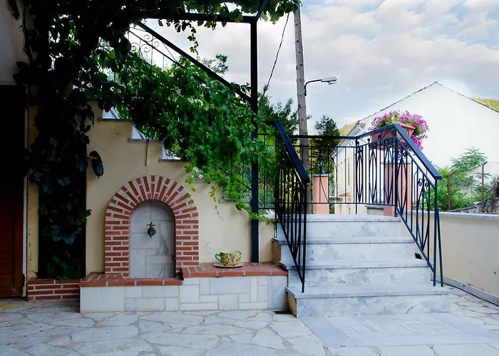 νεφέλη Λεβίδι